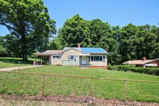 2422 Florida St, Greensboro NC  27403-3127 exterior