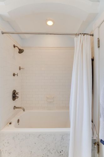 872 Goodrich Ave, Saint Paul MN 55105-3124 exterior