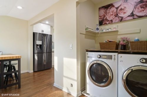 5908 Elston Ave, Chicago IL 60646-5508 exterior