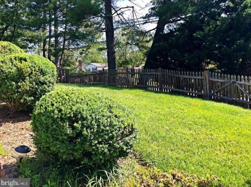 1904 Great Falls St, Mc Lean VA  22101-5417 exterior