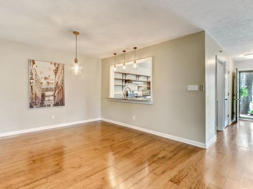 1373 Xing Dr, Atlanta GA 30329-3571 exterior