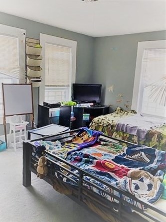 79 Exposition Ter, West Springfield MA 01089-3760 exterior