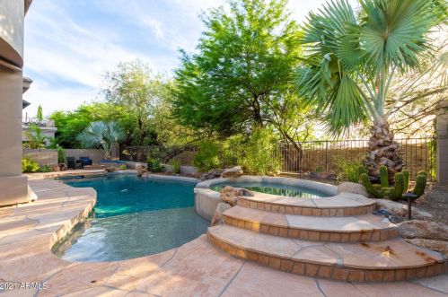 6508 25th Way, Phoenix AZ  85016-8934 exterior