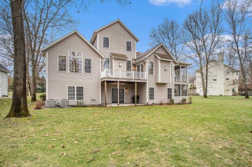 7180 Inverness Dr, Kalamazoo MI 49009-3935 exterior