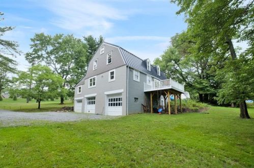 2110 Reis Run Rd, Pittsburgh PA  15237-1445 exterior