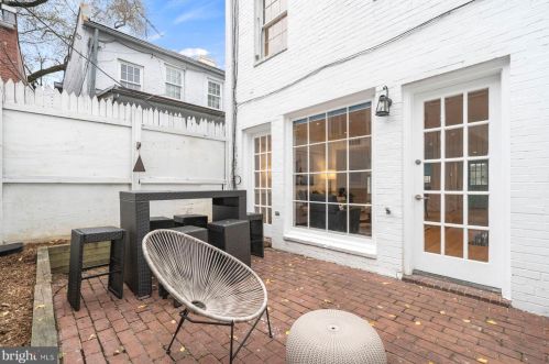 1231 Potomac St, Washington DC 20007-2824 exterior