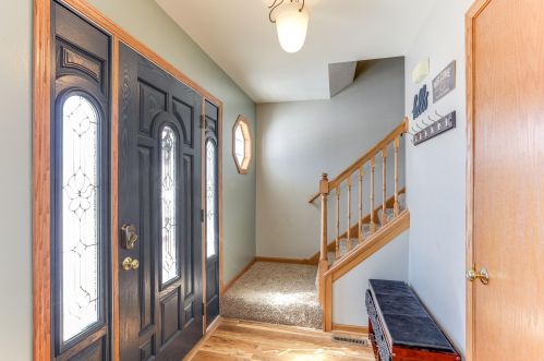 8500 Ivanhoe Pl, Sturtevant, WI 53177-2996