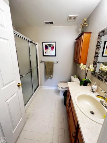 16331 Grandview Dr, Macomb Township MI 48044-4068 exterior