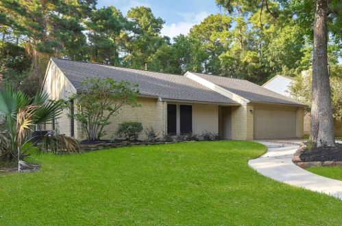 3207 Beaver Glen Dr, Humble, TX 77339-1318