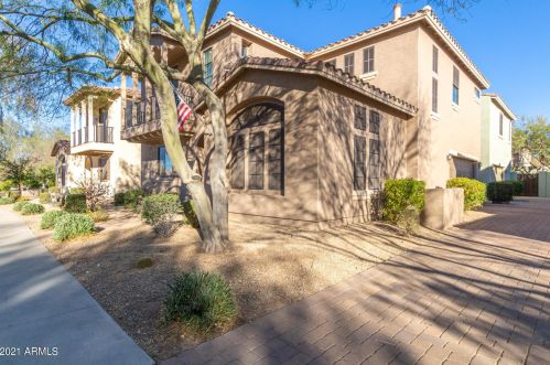 2420 Dusty Wren Dr, Phoenix AZ  85085-7033 exterior