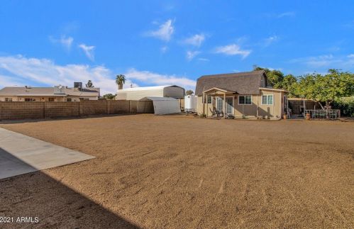 8622 40 Dr, Phoenix AZ 85019-1206 exterior