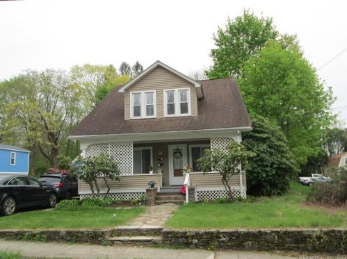 103 Reynolds St, Killingly, CT 06239-2951