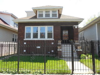 4841 Drummond Pl, Chicago IL  60639-1718 exterior