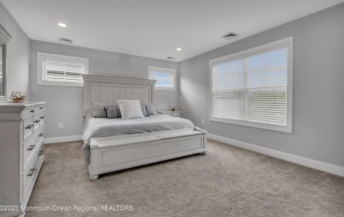 35 Laurel St, West Long Branch NJ  07764-1418 exterior