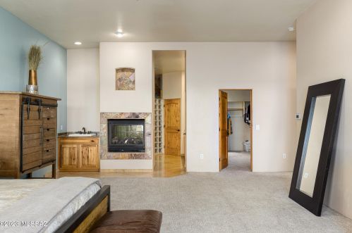 4421 Pontatoc Rd, Tucson AZ 85718-6750 exterior