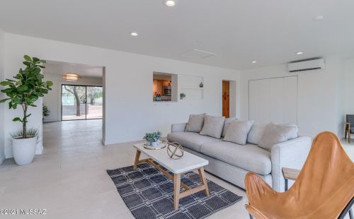 4901 17th St, Tucson AZ  85711-4354 exterior