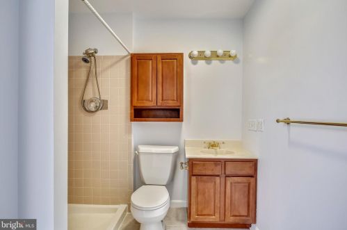 13 Chapman St, Alexandria VA 22301-2202 exterior