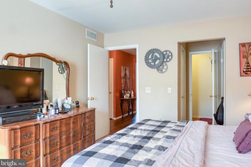 8 Bayleaf Dr, Lumberton Township NJ 08048-4228 exterior