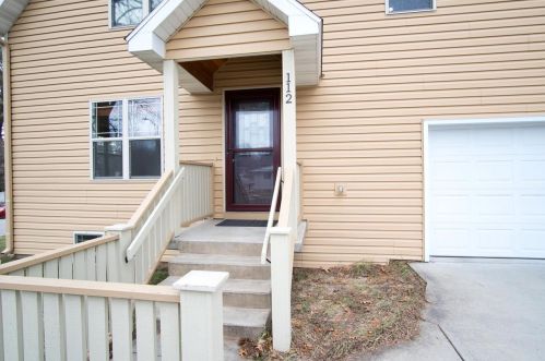 112 John St, Poynette, WI 53955-9514