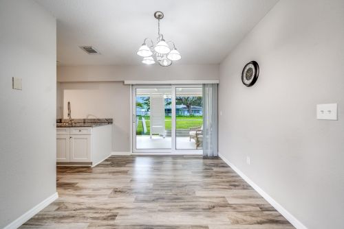 258 Summer Rd, Fort Pierce FL 34983-1731 exterior