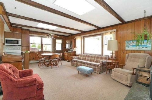 11 Elder Dr, Commack NY 11725-2331 exterior