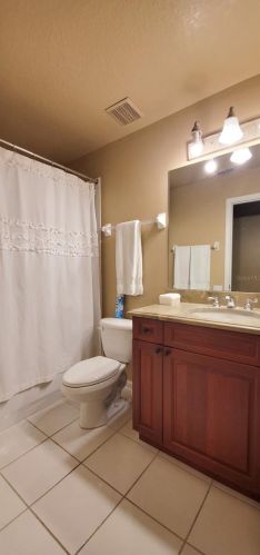 8519 Bay Springs Dr, Orlando FL  32819-4970 exterior