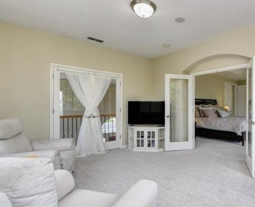 1094 Souza Dr, Folsom CA  95762-7550 exterior