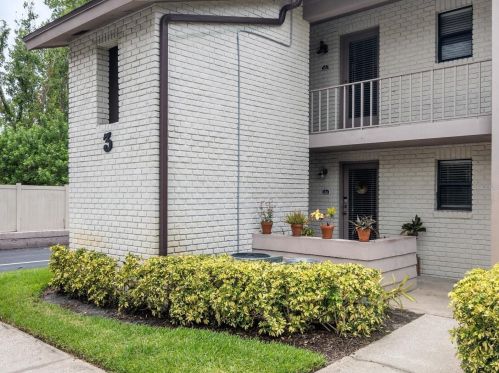 2852 Plaza Terrace Dr, Orlando, FL 32803-2813