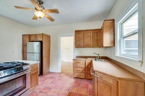 39 Clifford St, Boston MA exterior