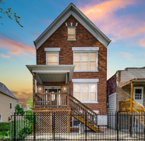 4430 Cortez St, Chicago, IL 60651-3418