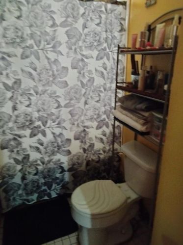 2644 Tripp Ave, Chicago IL 60712-1912 exterior