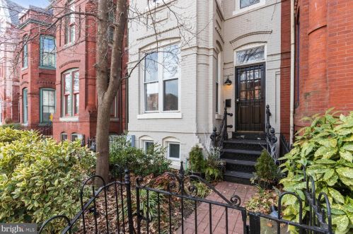 726 3rd St, Washington DC  20001-2625 exterior