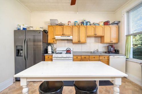 222 Shippen St, Union City NJ 07086-5643 exterior