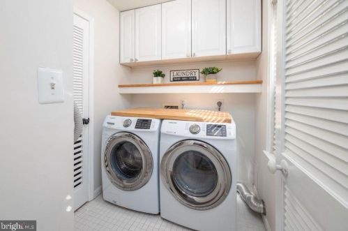 2456 Garnett Dr, Alexandria VA  22311-4908 exterior