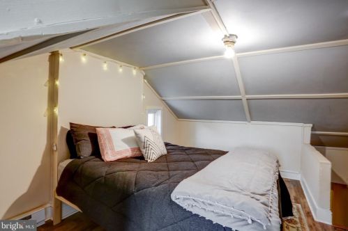 504 Poplar St, Lancaster PA  17603-5235 exterior