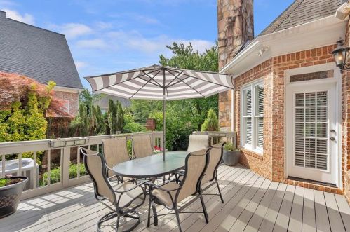 1233 Austin Gln Dr, Atlanta GA 30338-3233 exterior