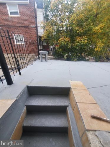 161 Godfrey Ave, Philadelphia PA 19126-3829 exterior