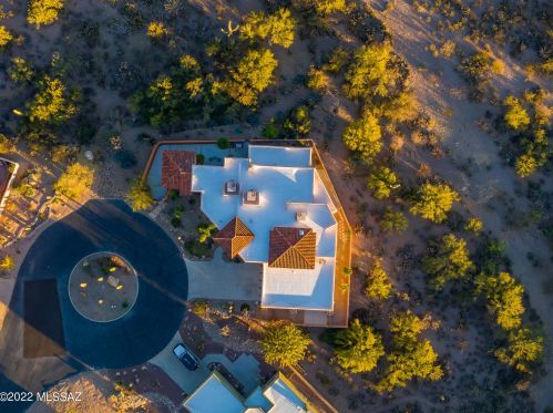 2240 Lone Star Pl, Tucson AZ  85713-6732 exterior