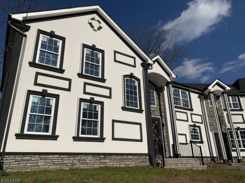 26 Beech Ln, Edison NJ  08820-3678 exterior