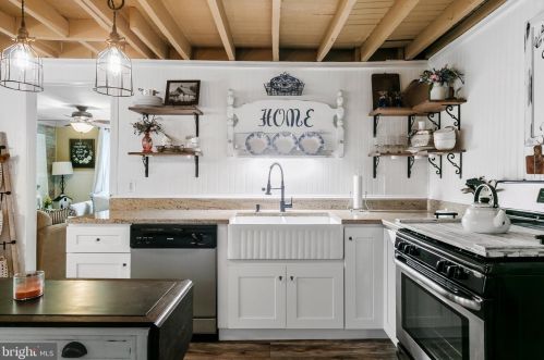 111 Mt Misery Rd, Browns Mills NJ 08015-7004 exterior