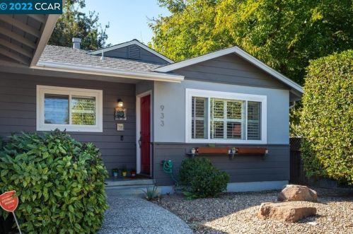 933 Sassel Ave, Concord, CA 94518-2524
