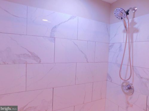 1904 2nd St, Philadelphia PA 19122-1939 exterior