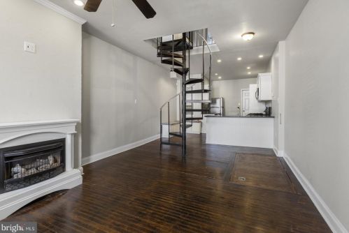 532 Douglas St, Philadelphia PA  19104-2566 exterior