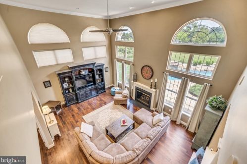 110 Pichelman Rd, Limerick PA 19468-2735 exterior