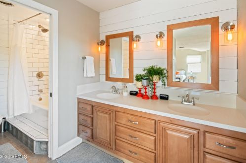 4352 Cherokee St, Phoenix AZ  85044-3206 exterior