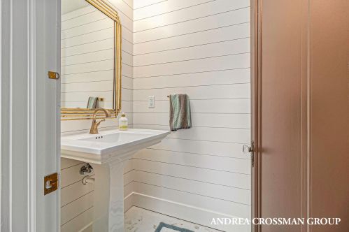 3147 Scenic Dr, Meskegon MI  49445-9609 exterior