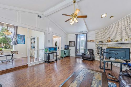 6801 Anglebluff Cir, Dallas TX 75248-4140 exterior