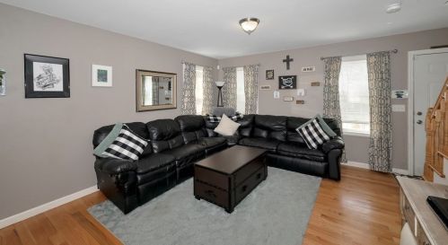 77 Laurence St, Springfield MA 01104-2609 exterior