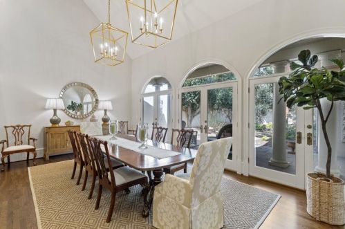 1165 Conway Dr, Atlanta GA 30327-3535 exterior