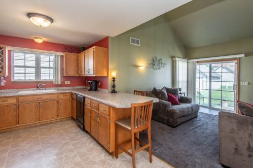 1734 22 St, Milwaukee WI 53215-4407 exterior